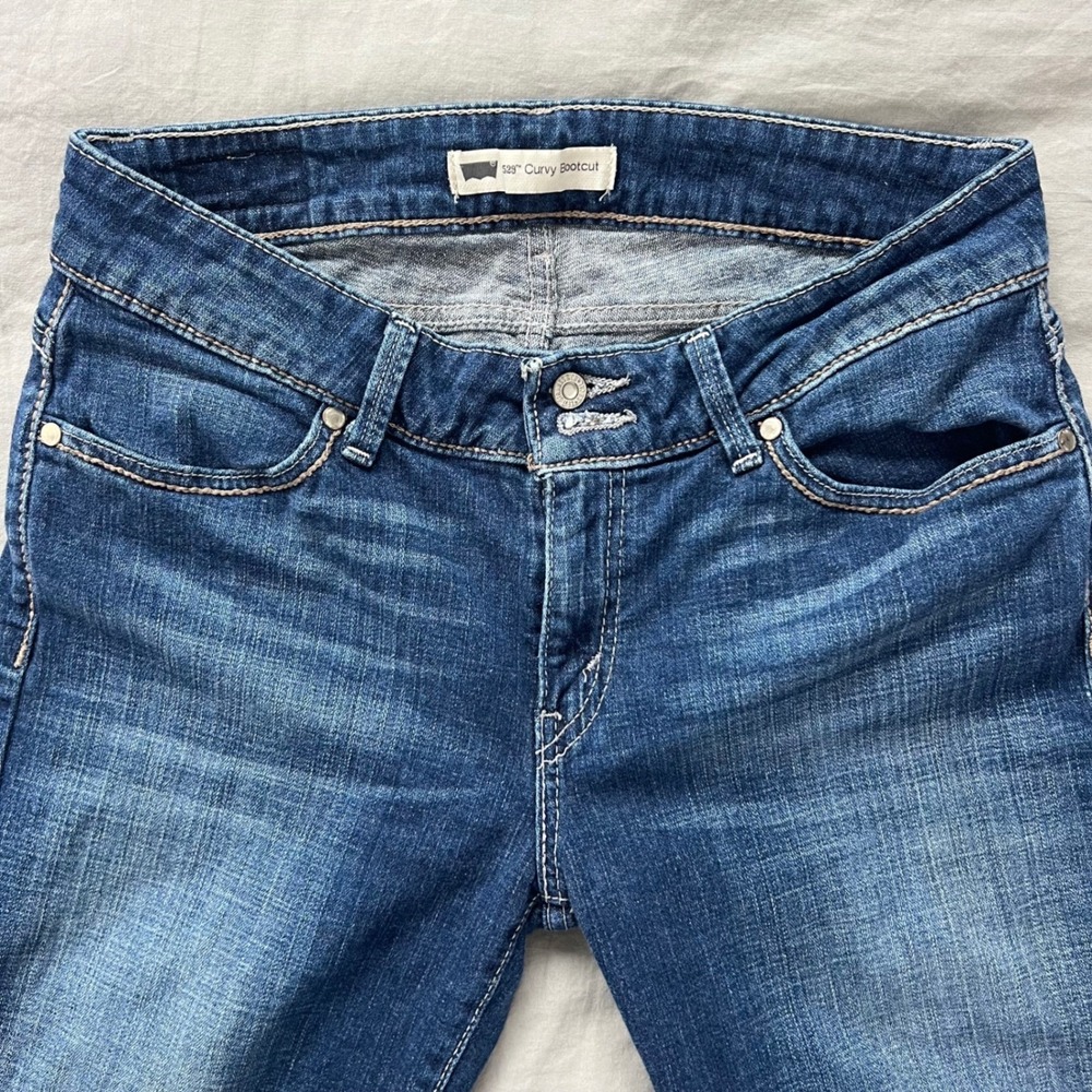 LEVI'S 529 Curvy Bootcut Jeans Women 30x30 Medium Wash Faux Back Flap Whipstitch - Picture 3 of 16